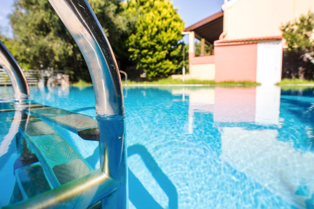 Sea View Estate Helios Villa Perama  Bagian luar foto